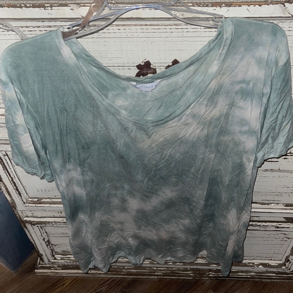 Boutique NWOTgreen tye dyed comfortable soft shirt size 3x